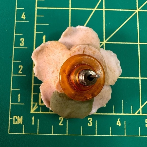 Mismatched Vintage Earrings: Clay Rose + Pink/Green Swirl Teardrop Earrings - Picture 12 of 14